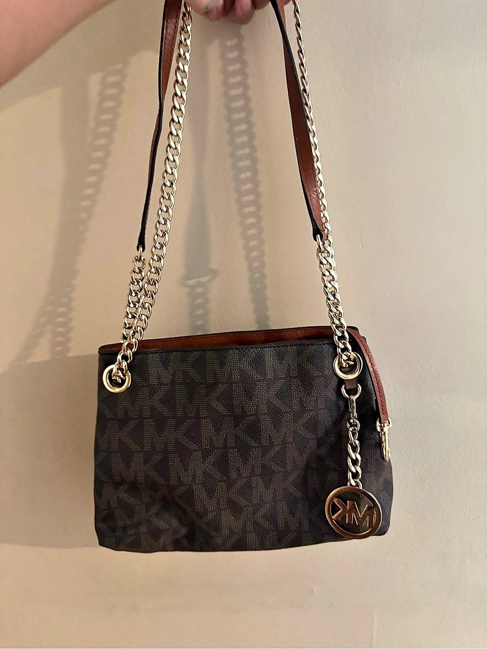 Michael Kors Jet Set Item Chain Shoulder Tote Brown & Black